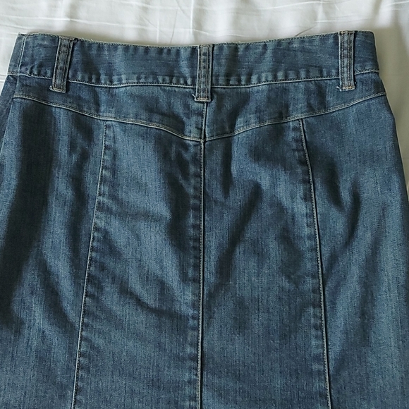 H&M jean skirt - Picture 4 of 6